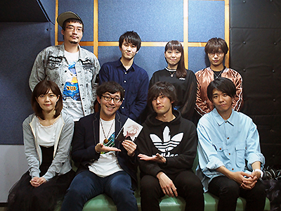 キャスト集合写真